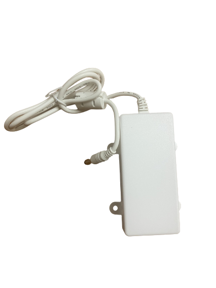 Alimentation 14,4V 2.5A. Livrée sans câble secteur